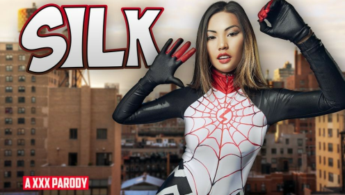 Polly Pons in Silk Seduction VR Parody