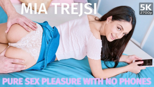 Mia Trejsi in Pure Intimate Sex Bliss